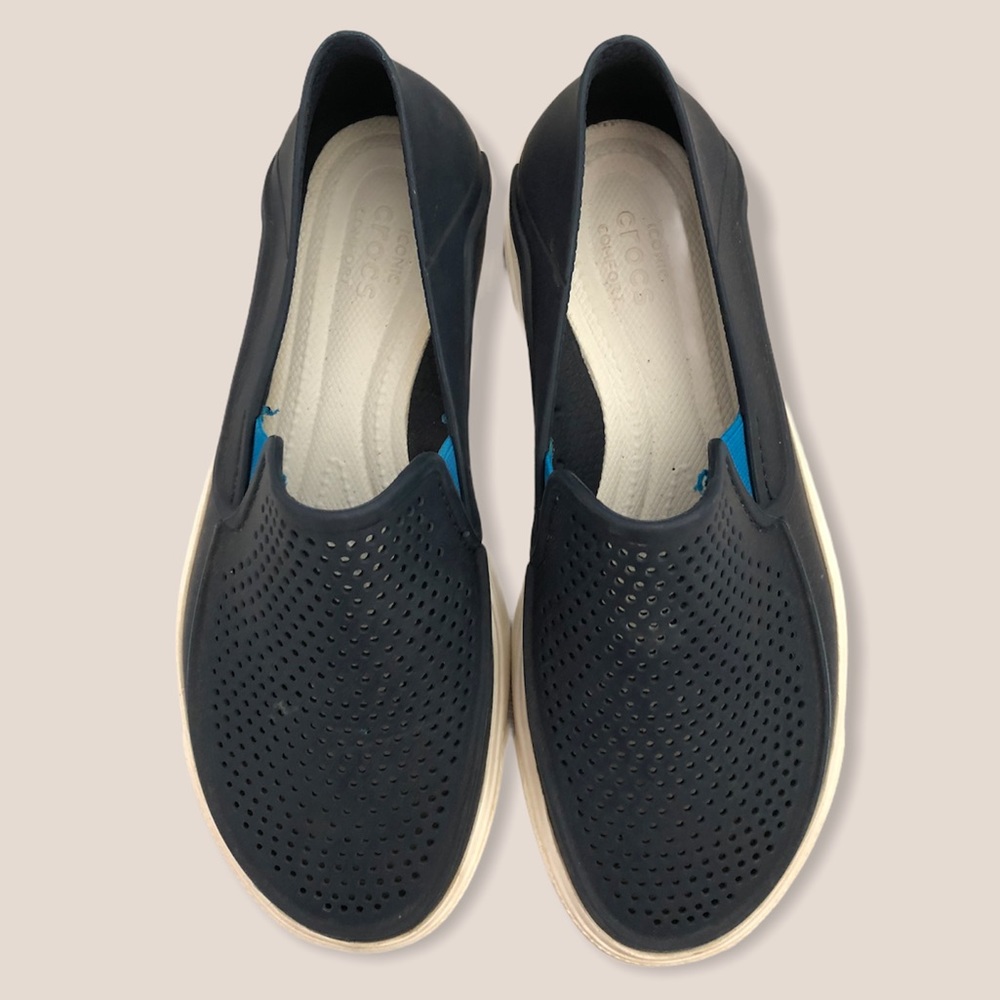 Kids crocs shoes